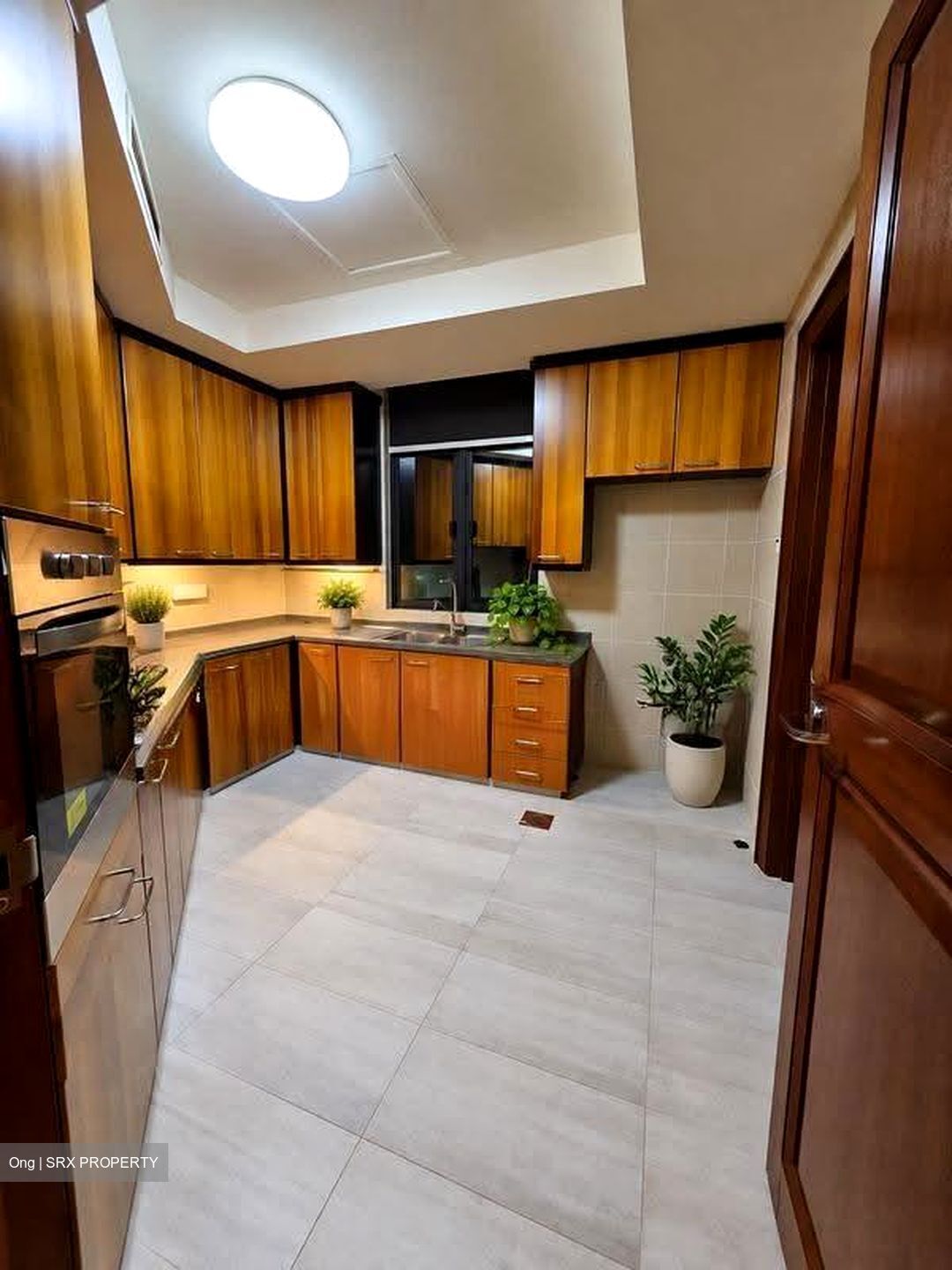 Valley Park (D10), Condominium #637393661